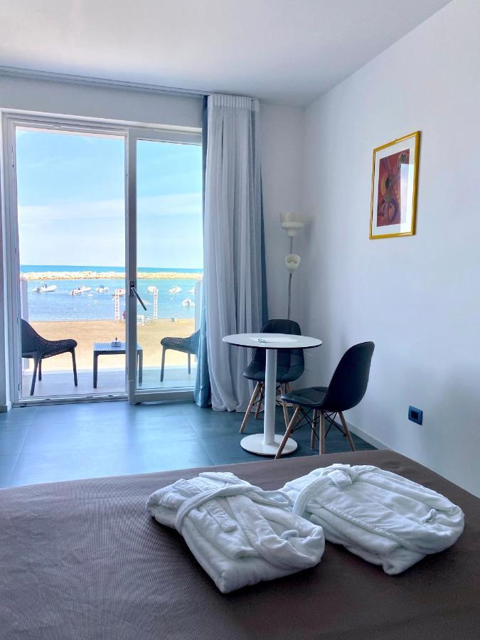 Marina Bay Luxury Rooms Peschici Buitenkant foto