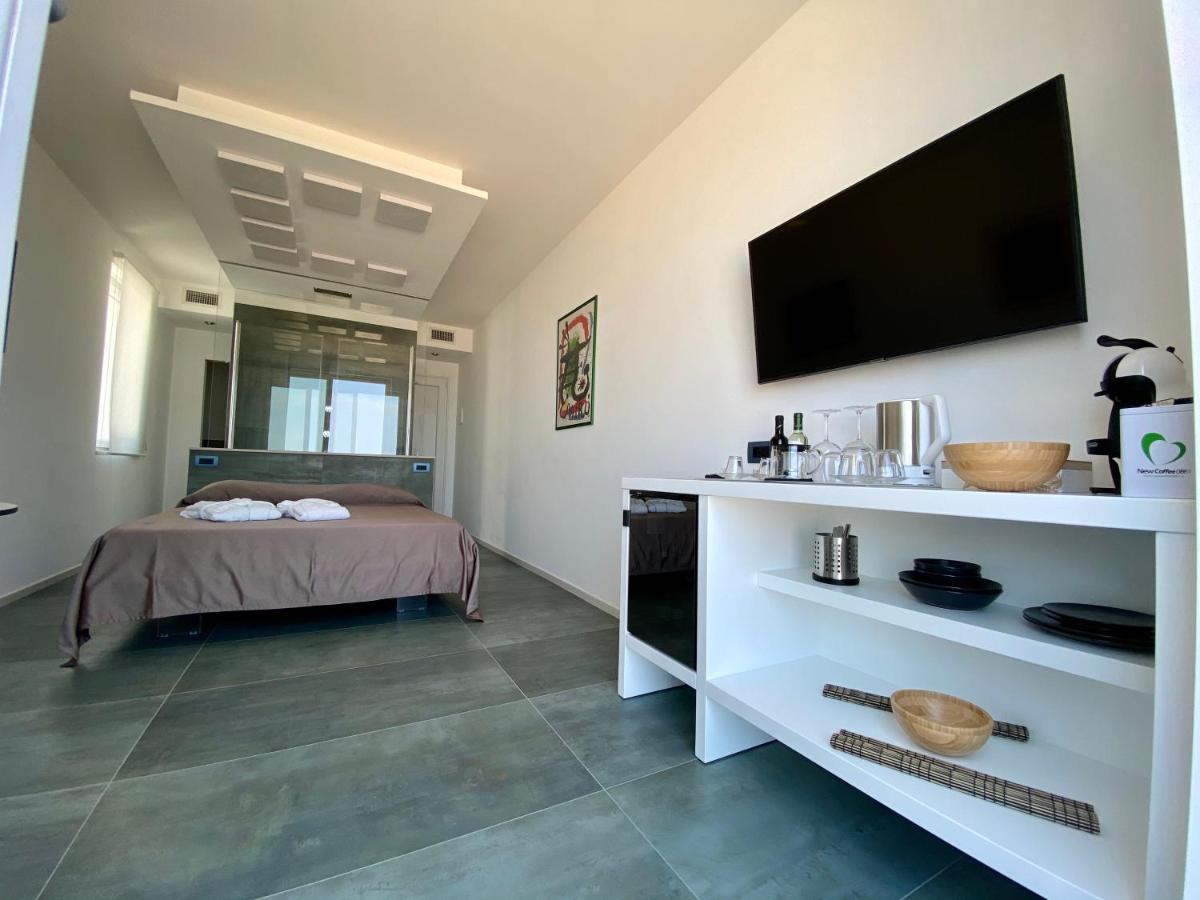 Marina Bay Luxury Rooms Peschici Buitenkant foto