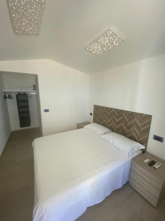 Marina Bay Luxury Rooms Peschici Buitenkant foto